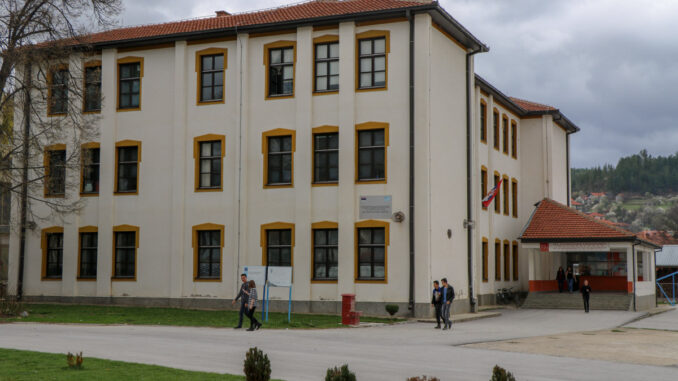 Gimnazija-3
